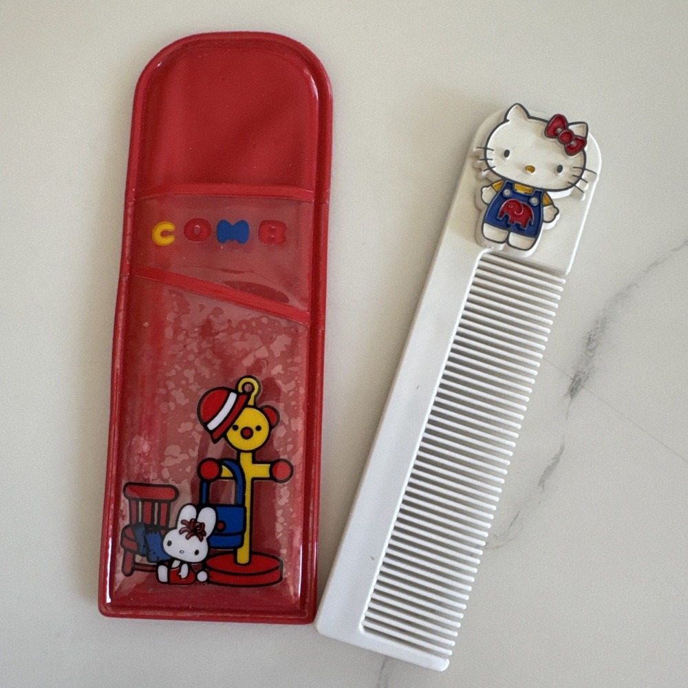 Vintage Original 1976 SANRIO Hello Kitty Comb & Decorative Vinyl Holder